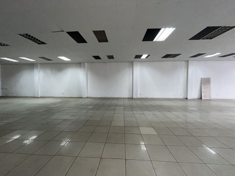 To Let Commercial Property for Rent in Lower Bo-dorp North West